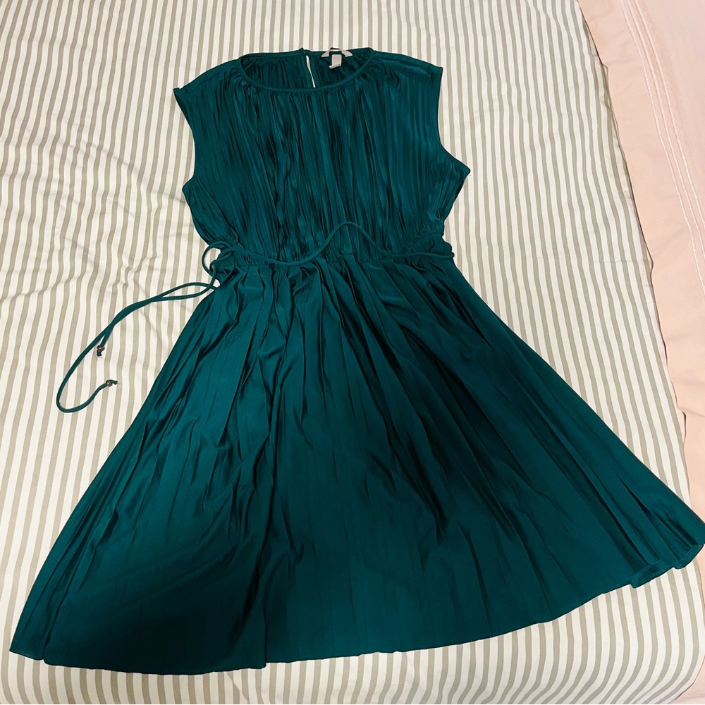 EUC H&M Pleated Dress